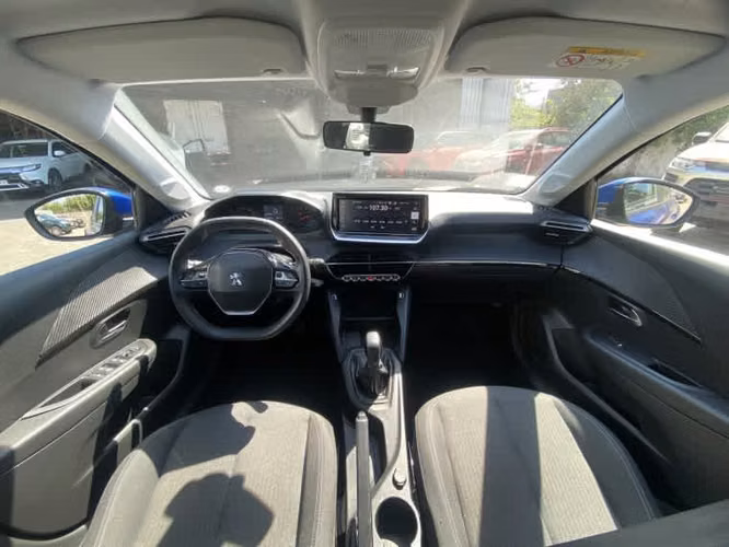 Peugeot 208 Style Puretech 75 2023