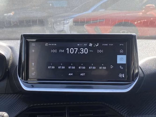 Peugeot 208 Style Puretech 75 2023