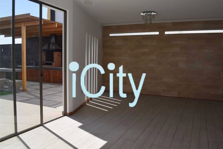 EN VENTA CASA  SECTOR SUR 23.498 UF (79944) - Imagen 8
