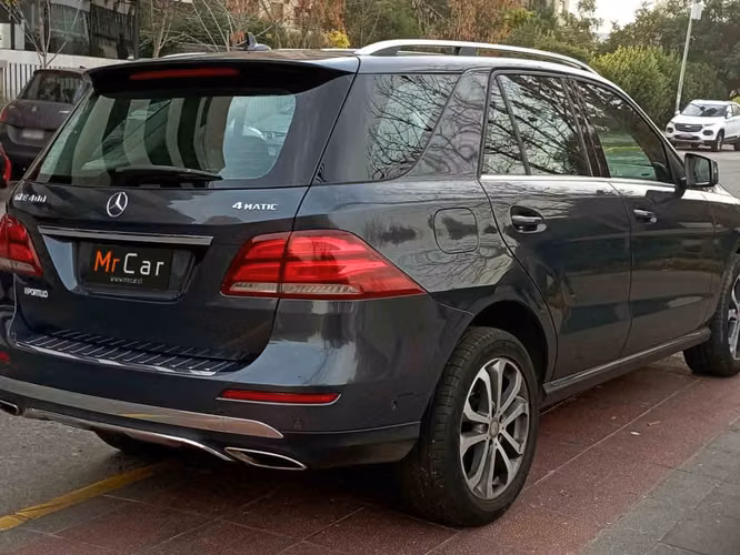 MERCEDES-BENZ GLE 400 2016