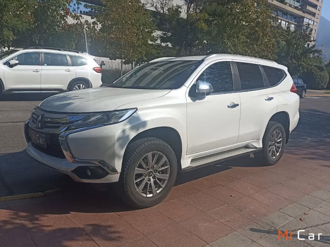 MITSUBISHI MONTERO SPORT 2019