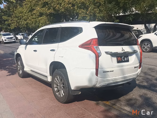 MITSUBISHI MONTERO SPORT 2019
