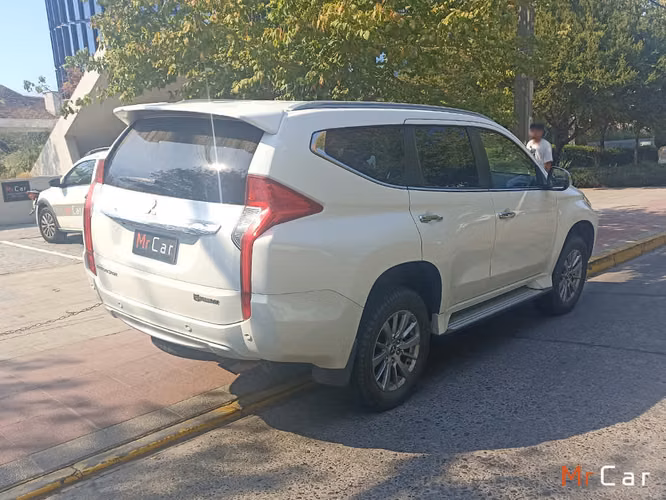 MITSUBISHI MONTERO SPORT 2019