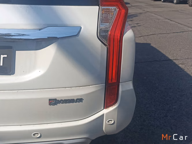 MITSUBISHI MONTERO SPORT 2019