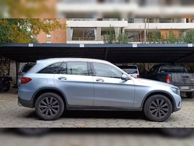 MERCEDES-BENZ GLC 220 2018 - Imagen 10