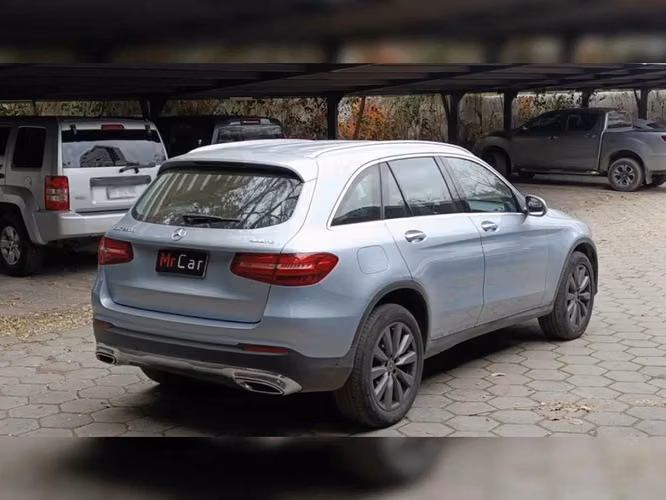 MERCEDES-BENZ GLC 220 2018 - Imagen 11