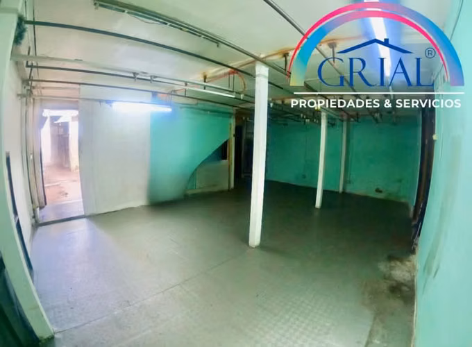 CASA  EN SANTIAGO CENTRO  DESTINO COMERCIAL RAFAEL SOTOMAYOR