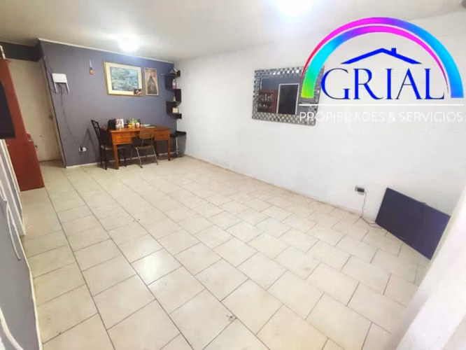 Se vende amplia Casa con Local Comercial en centro de Lampa