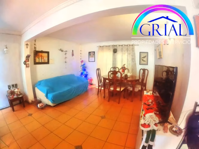 Se vende Terreno con dos Casas amplias mas local comercial