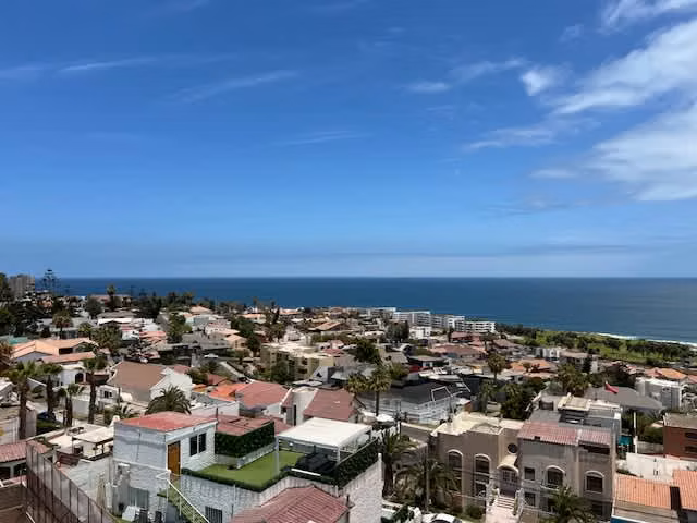Amplia casa en Jardines del Sur con hermosa vista