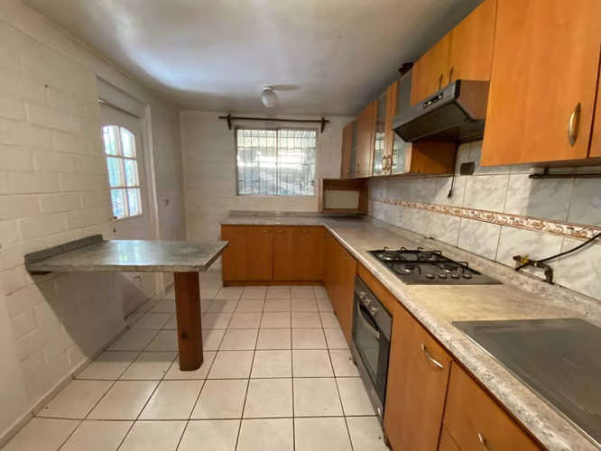 vendo casa Paine a pasos estacion metrotren (80017) - Imagen 6