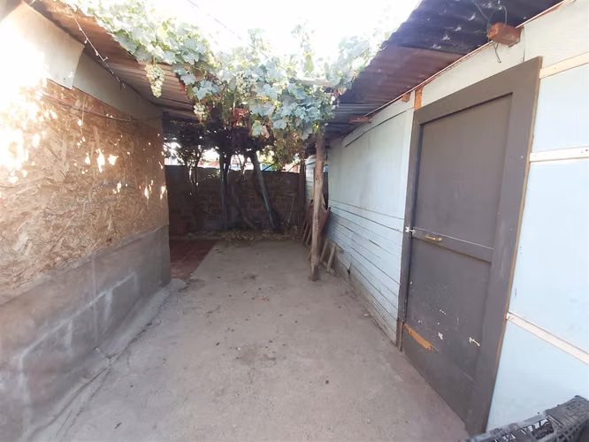 CASA Av Principal Capitan Ignacio Carrera Pinto / Larranaga