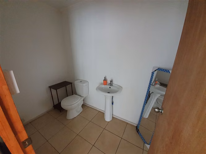 OFICINA Oficinas con amplia bodega en venta en Parque Comercial De Copiapo.