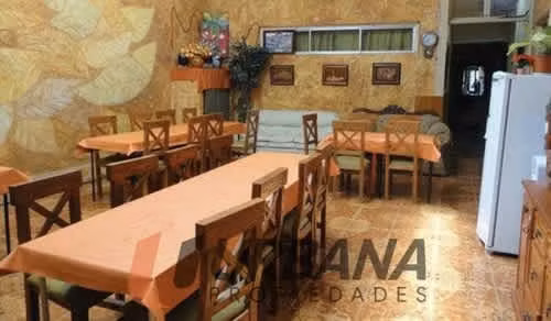 Local HOSTAL EN PLENO CENTRO DE LA SERENA