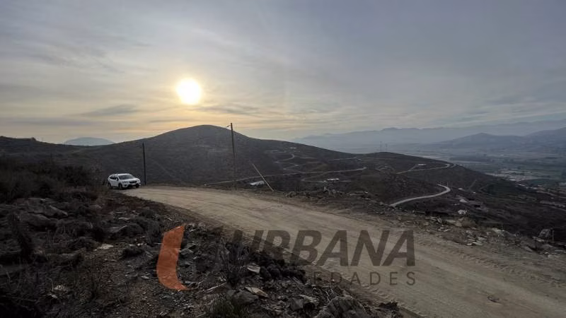 Parcela AMPLIO TERRENO CON UNA VISTA PANORAMICA EN ALGARROBITO