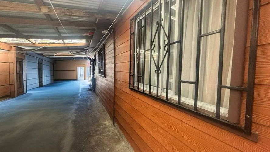 VENDO LINDA CASA SECTOR PEDRO DE VALDIVIA (81884)