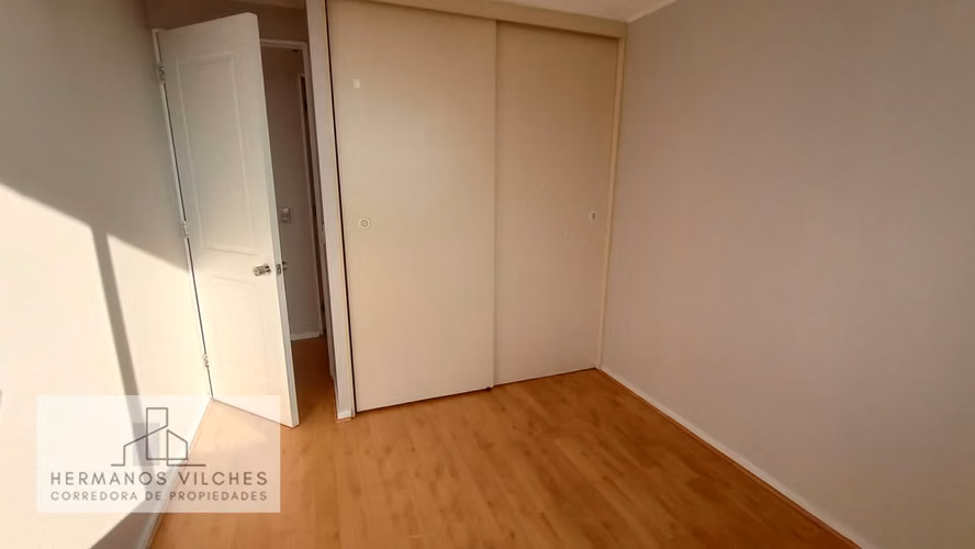 Dpto. 2 Dorm / 2 Baños / 1 Est / 1 Bod. Barrio República, Santiago.-