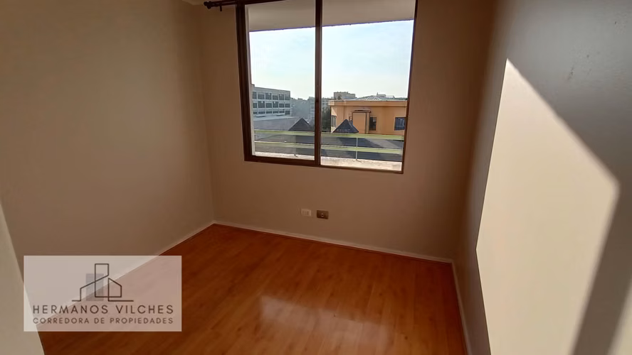 Dpto. 2 Dorm / 2 Baños / 1 Est / 1 Bod. Barrio República, Santiago.-