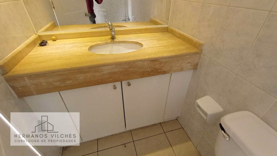 Dpto. 2 Dorm / 2 Baños / 1 Est / 1 Bod. Barrio República, Santiago.-