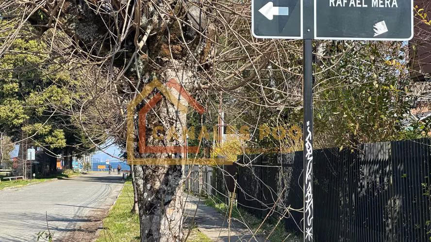 Casa y Sitio Rafael Mera con Catriñir