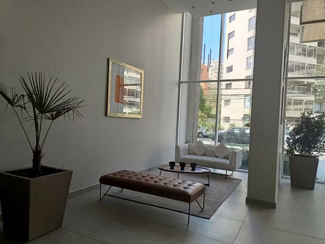 A pasos de av. libertad, depto impecable   (81839)