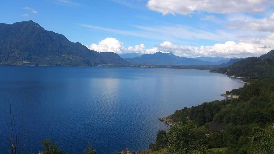 Hermosa parcela en Lago Ranco (83473)