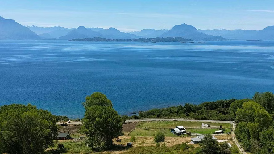 Hermosa parcela en Lago Ranco (83473)