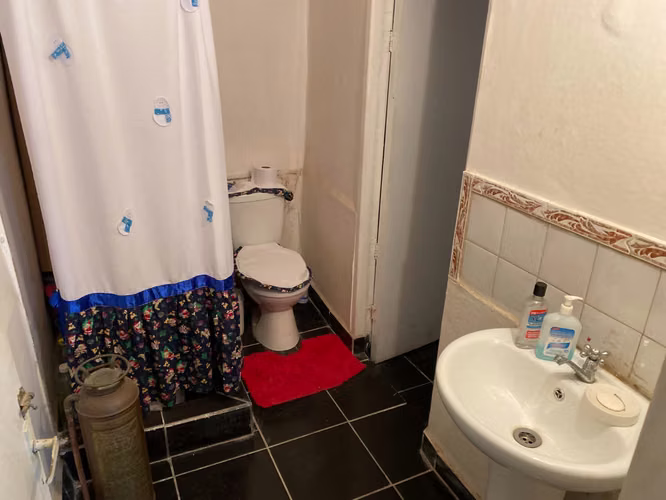 Se vende casa de 3 pisos en Playa Ancha