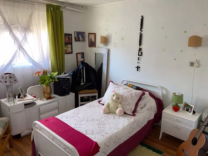 Se vende casa de 3 pisos en Playa Ancha