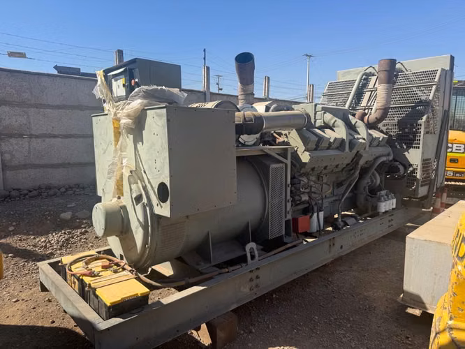 Generador 1.000 KVA marca Cummins impecable