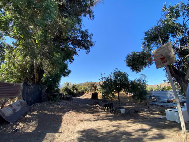 vendo casa con 900 mt2 de terreno tiltil (84125)