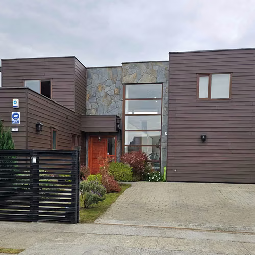 Espectacular casa en el mejor barrio PVaras (84176)