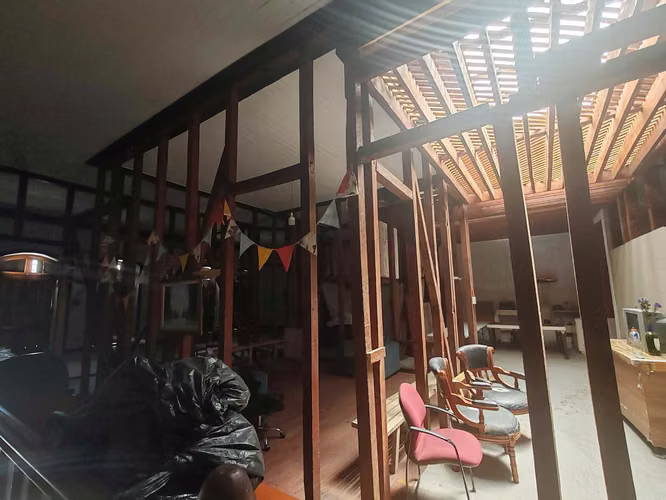 VENDO LOCAL COMERCIAL INDEPENENCIA (84492)