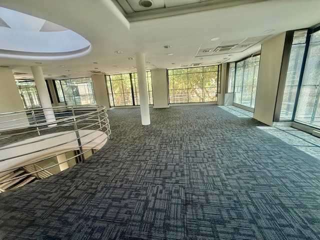 Gran local de 1000 m2 terreno,25 estacionam (84867) - Imagen 2