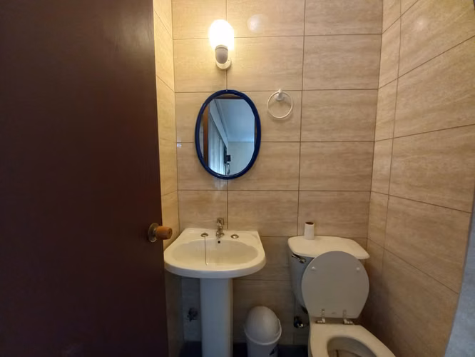 ARRIENDO AMPLIA OFICINA EN CURICÓ