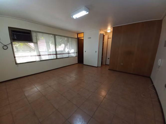 ARRIENDO AMPLIA OFICINA EN CURICÓ