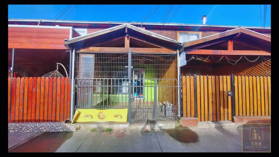 Se Arrienda Casa con local comercial  (85191)