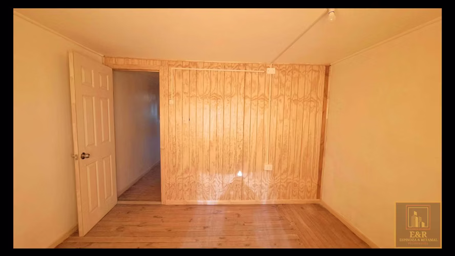 Se Arrienda Casa con local comercial  (85191)