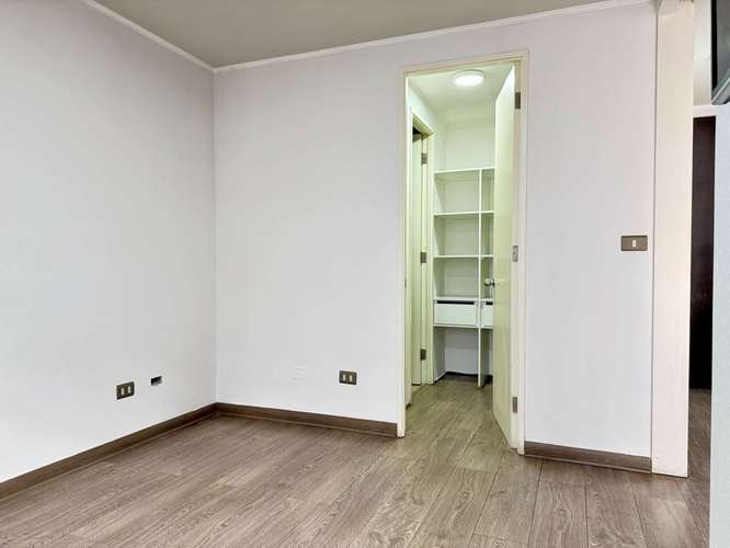 Departamento impecable, conectividad y servicios - Imagen 19