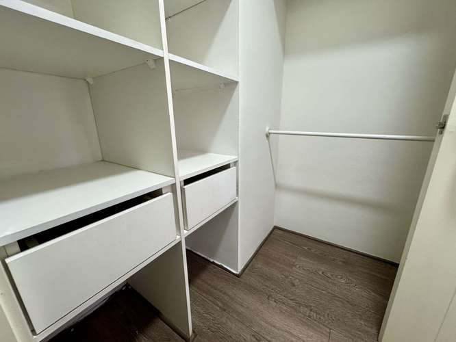 Departamento impecable, conectividad y servicios - Imagen 13