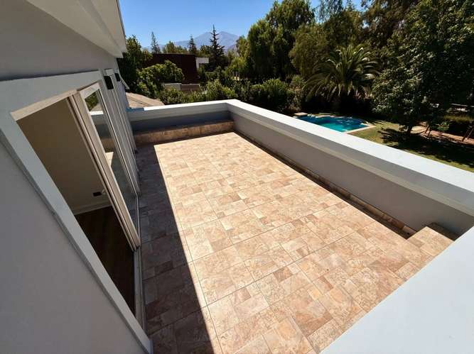 HERMOSA CASA EN VENTA DE 4D4B BRISAS DE CHICUREO - Imagen 17