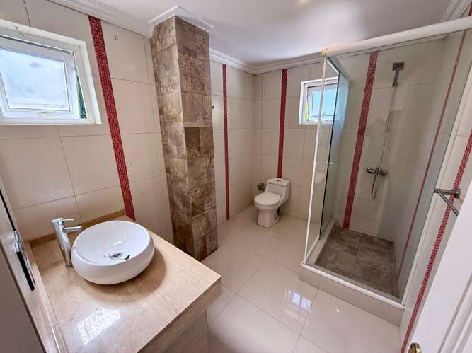HERMOSA CASA EN VENTA DE 4D4B BRISAS DE CHICUREO - Imagen 13