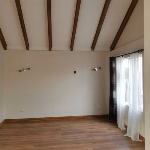HERMOSA CASA EN VENTA EN AIRES DE BUIN