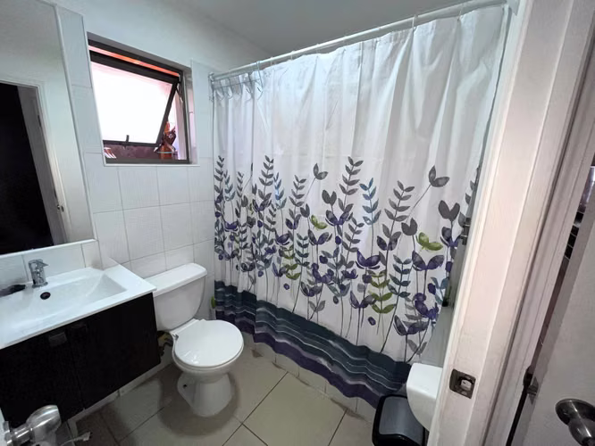 Vendo casa en condom 3 dorm 2 baño 3 estac. (86275)