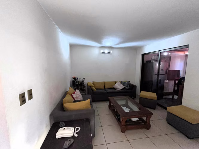 Vendo casa en condom 3 dorm 2 baño 3 estac. (86275)