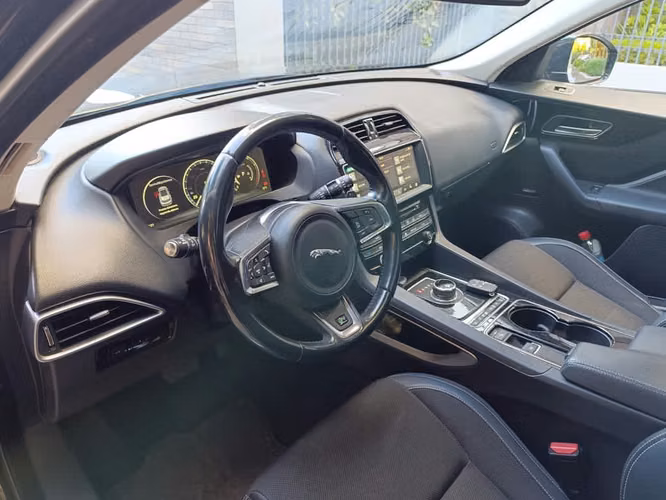 JAGUAR F-PACE 2017