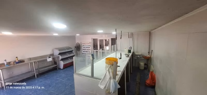 CASA CON LOCAL COMERCIAL EN PAINE CENTRO