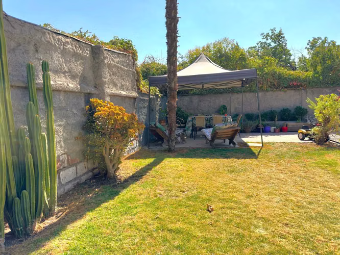 Casa para remodelar La Reina 4D Gran terreno (87042)