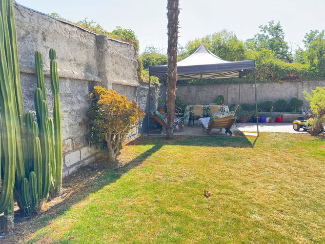Casa para remodelar La Reina 4D Gran terreno (87042)