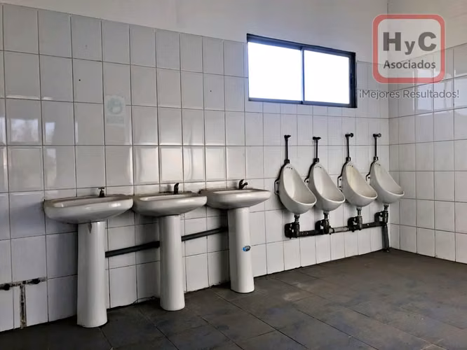 Edificio en Venta, Av. Sur Con Del Rey, a 10 minutos Plaza de Maipú